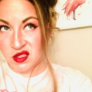 Meet your Posher, Alexandra
